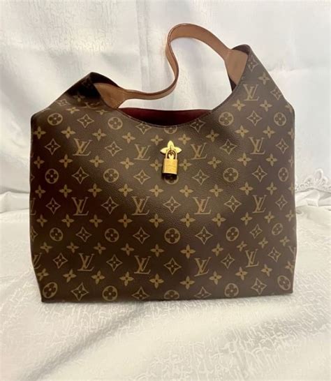 eaar in den haag louis vuitton tassen te koop